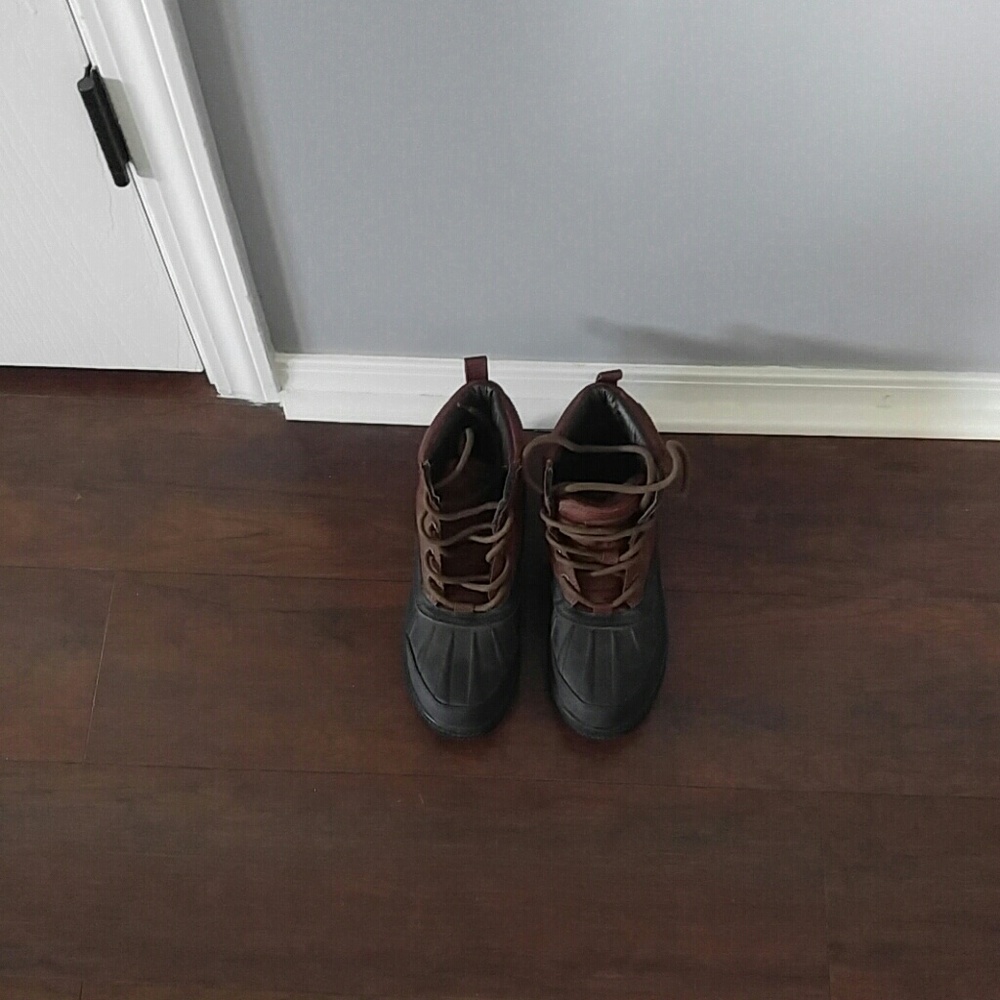 SHOES